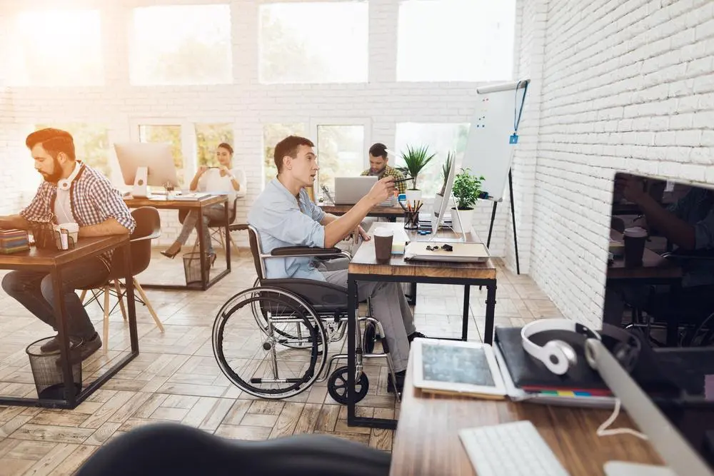 Amenagement de bureau pour travailleur handicapé